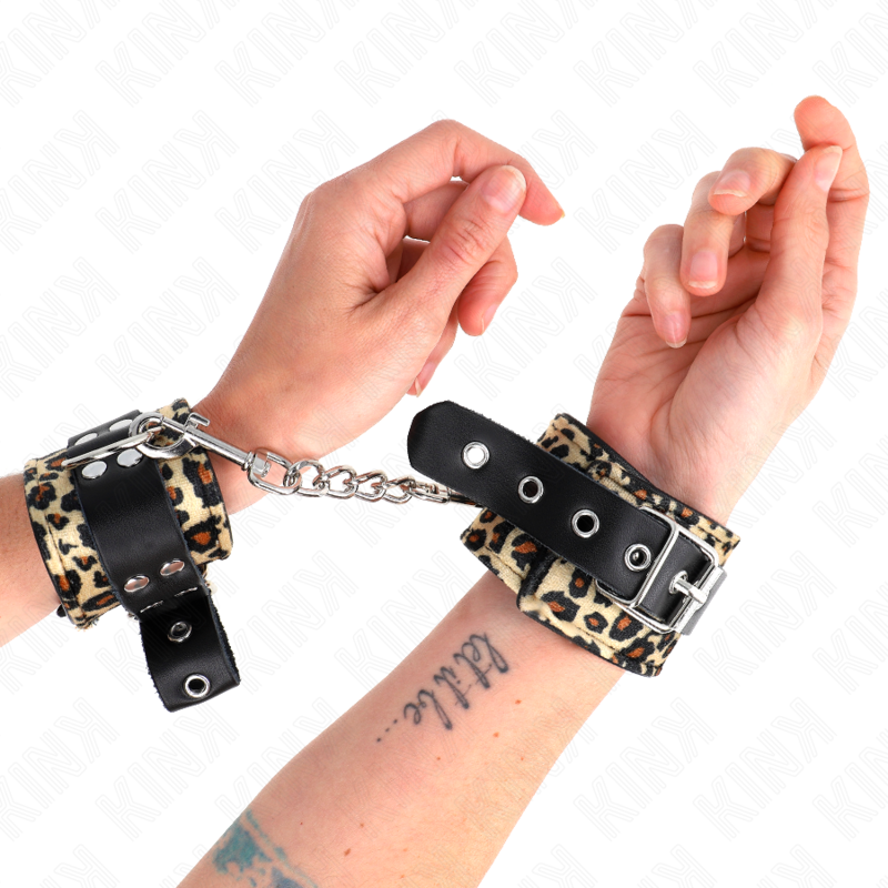 Menotte Cuir Léopard Réglable 18-29cm - KINK - KINK WRIST RESTRAINT