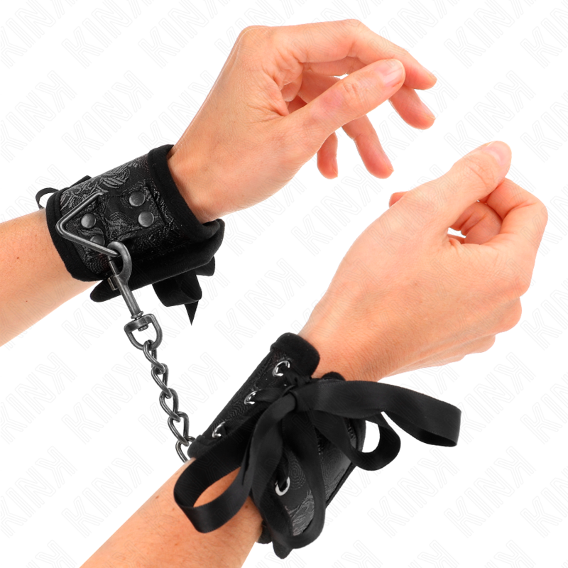 Menottes BDSM Scandal Détails Dentelle Noire - KINK - KINK WRIST RESTRAINT
