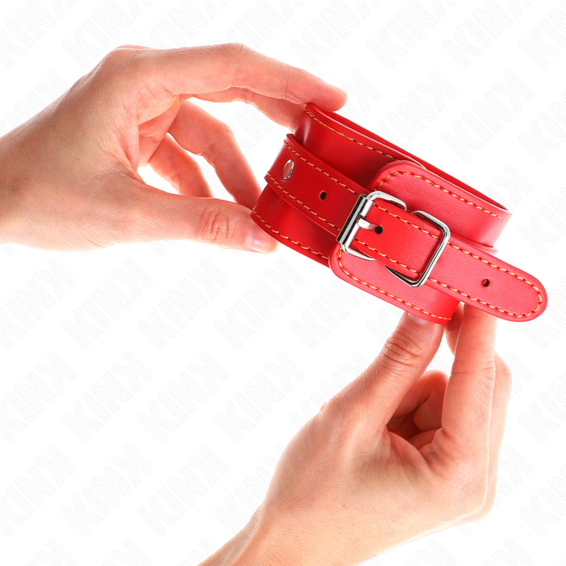 Menottes Cuir KINK Fins Rouges Ajustables 21-33cm - KINK - KINK WRIST RESTRAINT