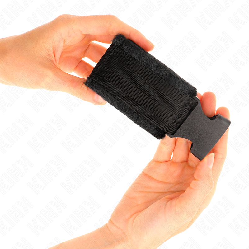 Menottes Nylon Rouge-Noir Ajustables - KINK - KINK WRIST RESTRAINT